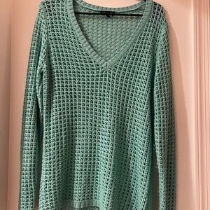 Chic Mint V-Neck Sweater